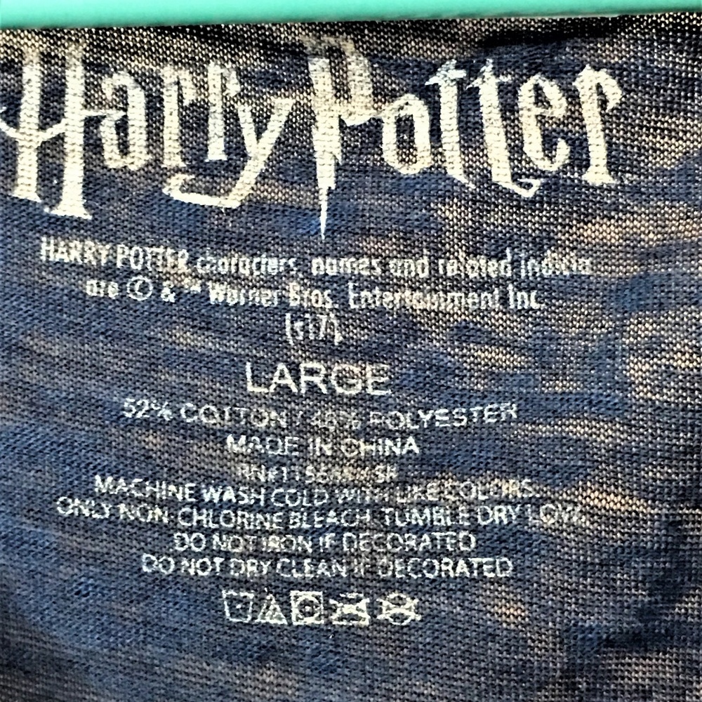 Hogwarts Alumni Harry Potter Graphic T-Shirt Large #0162 - Picture 3 of 4